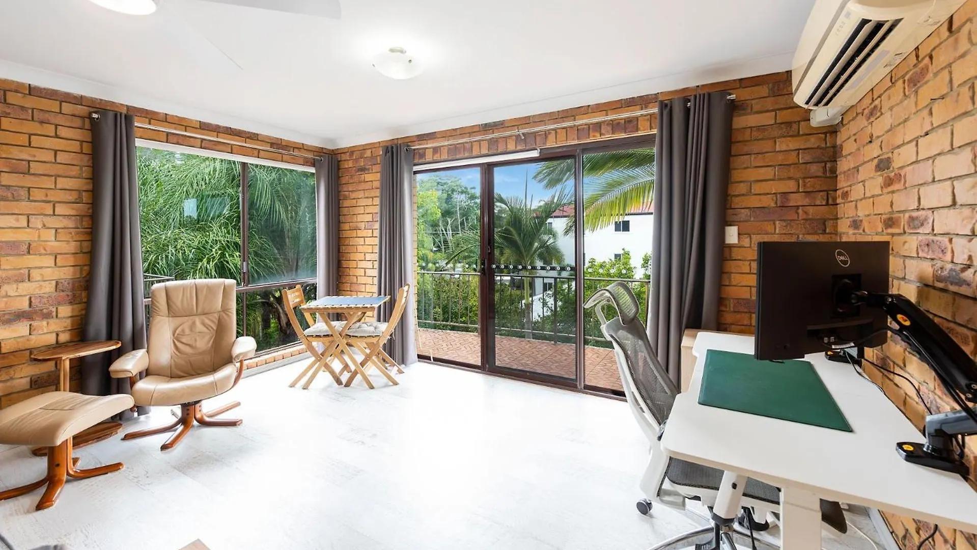 Apartment Two Bedroom Torquay Esplanade Escape